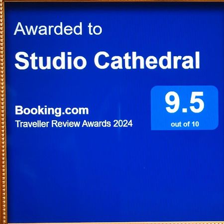 Studio Cathedral Brăila エクステリア 写真